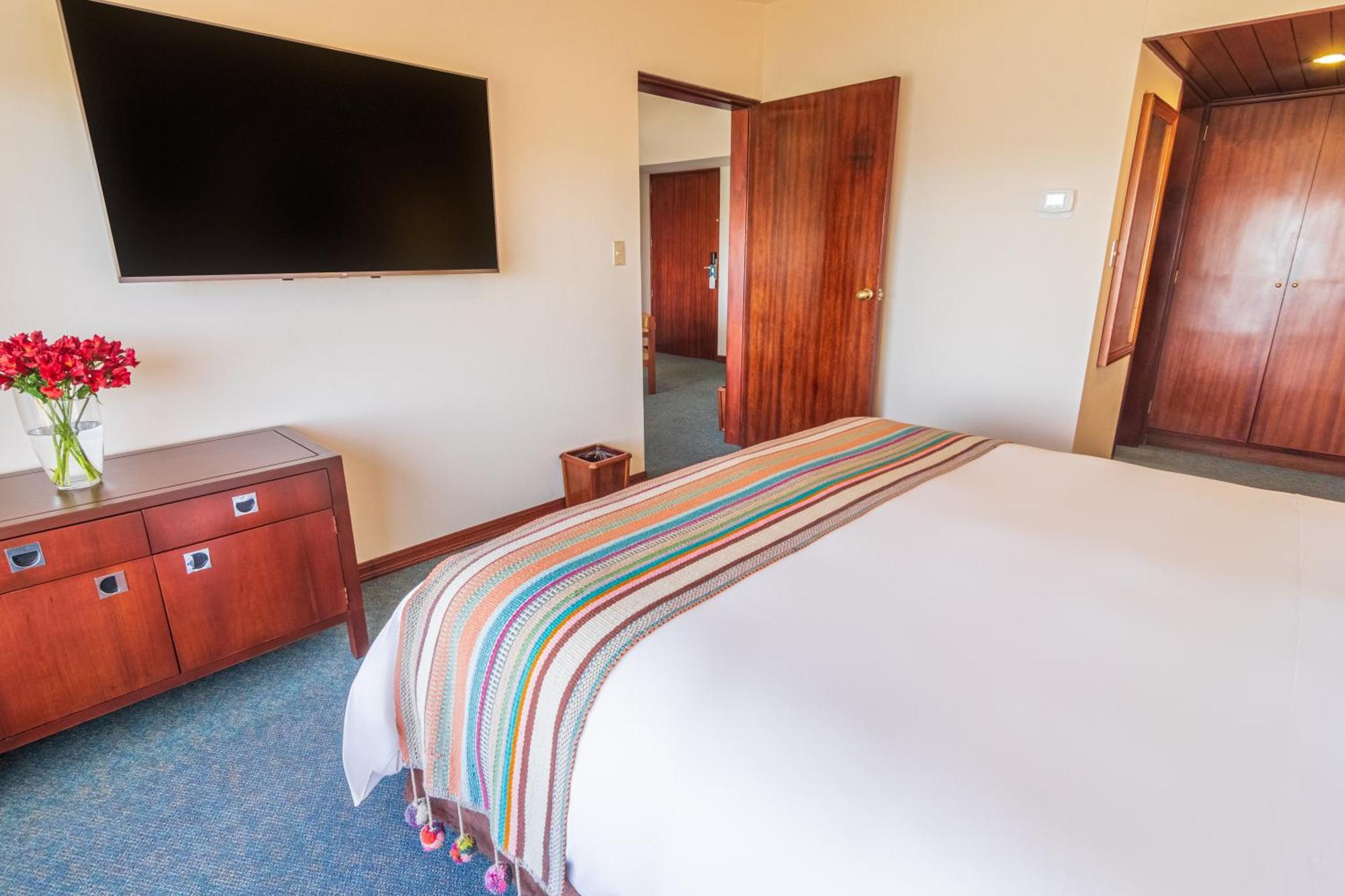 Ghl Hotel Lago Titicaca ปูโน ภายนอก รูปภาพ A bedroom at the hotel