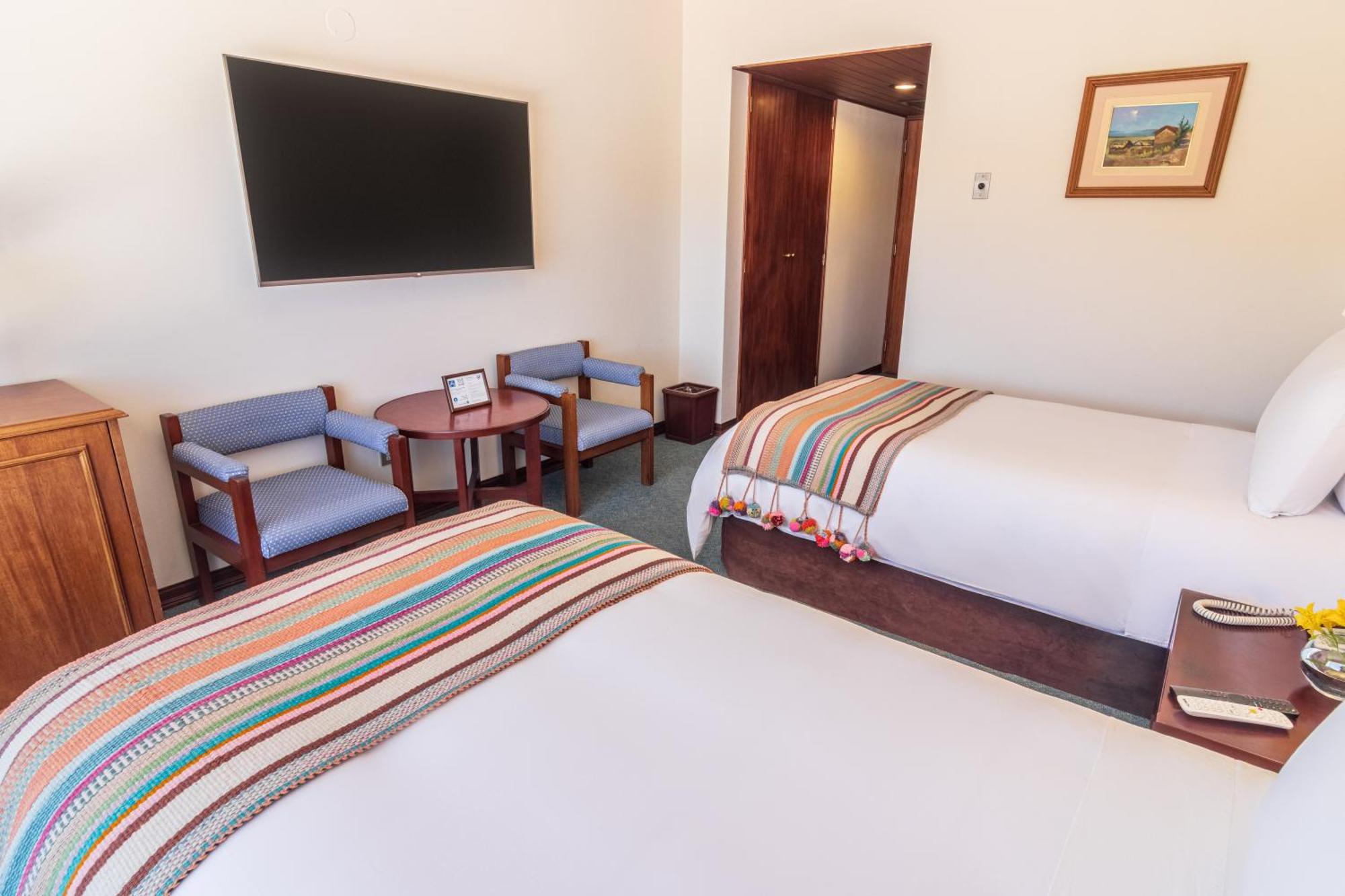 Ghl Hotel Lago Titicaca ปูโน ภายนอก รูปภาพ A room at the hotel